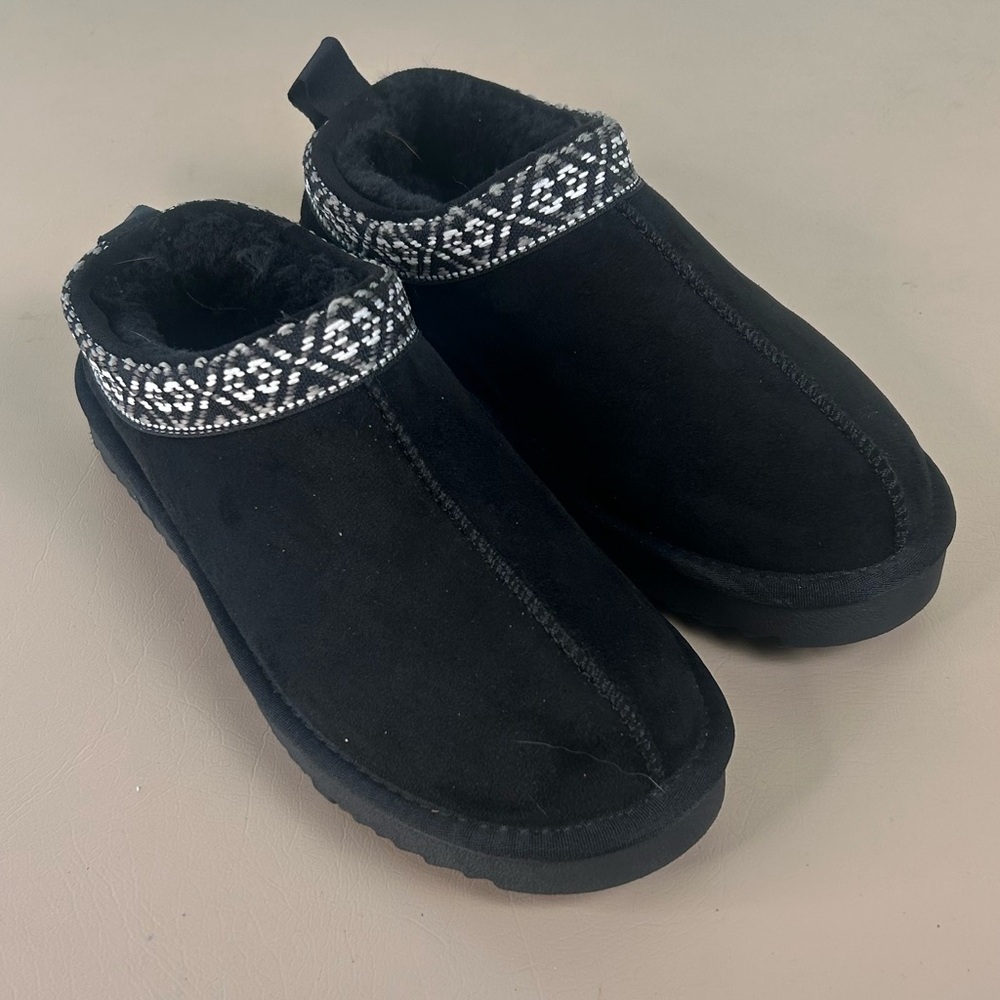 Soda Simmon M Cozy Clogs Black Faux Fur Suede Slip On Mules Womens 6.5 - Picture 14 of 15